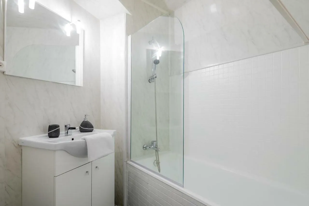 Le 1650 By Infini Mountain Aparthotel Les Orres